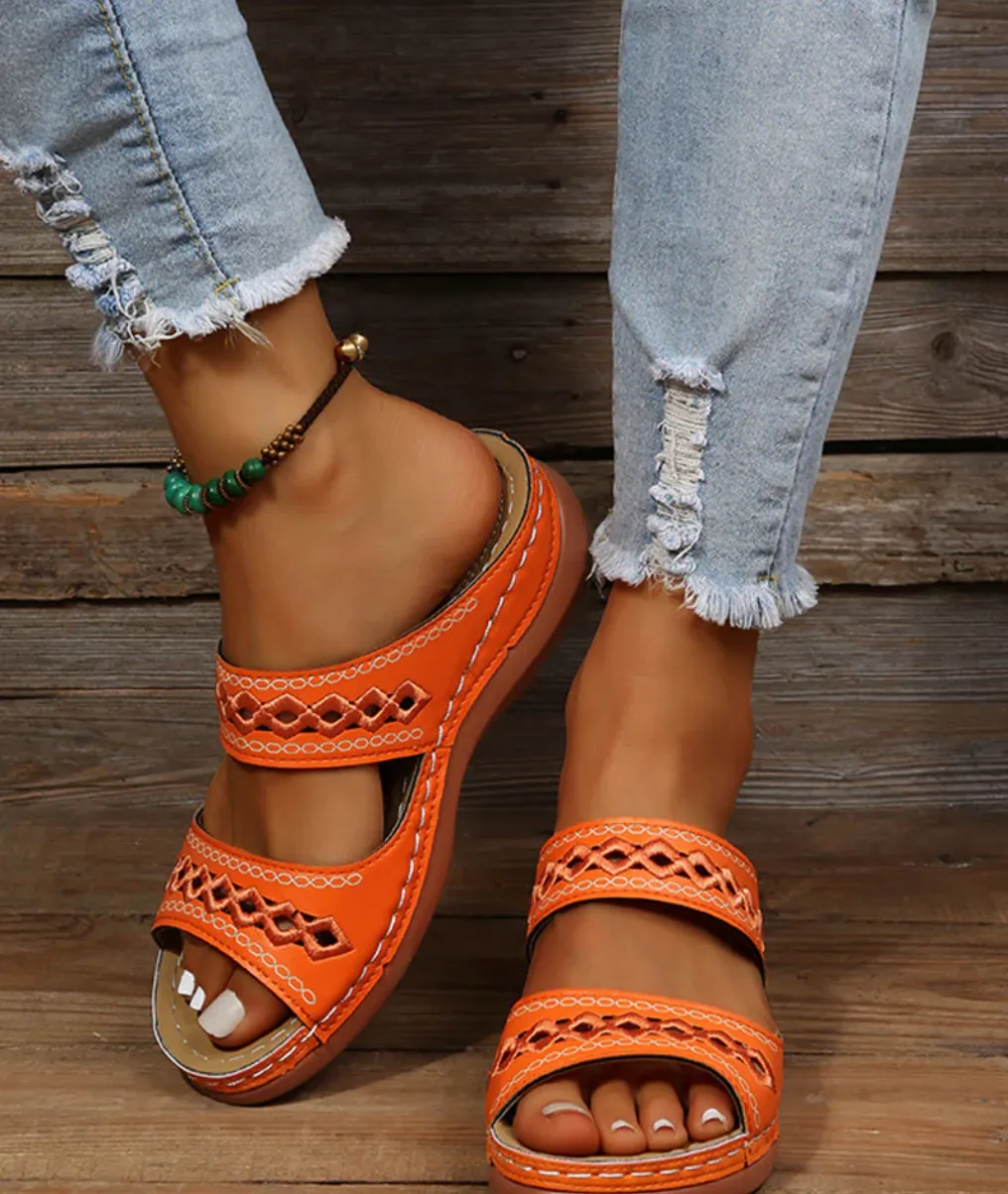 Bella Stride| Solid Colour Sandals