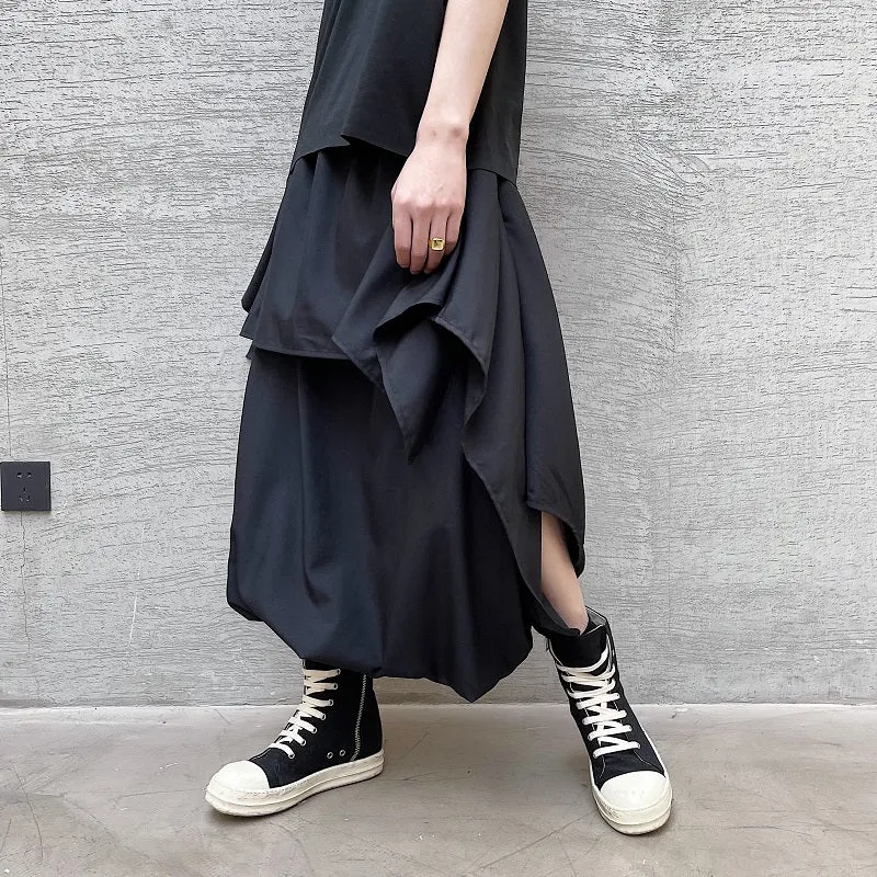 Black Irregular Skirt Pants