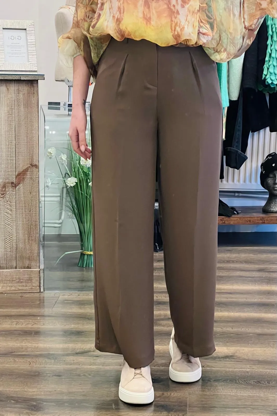 Cropped Wide Leg Trousers