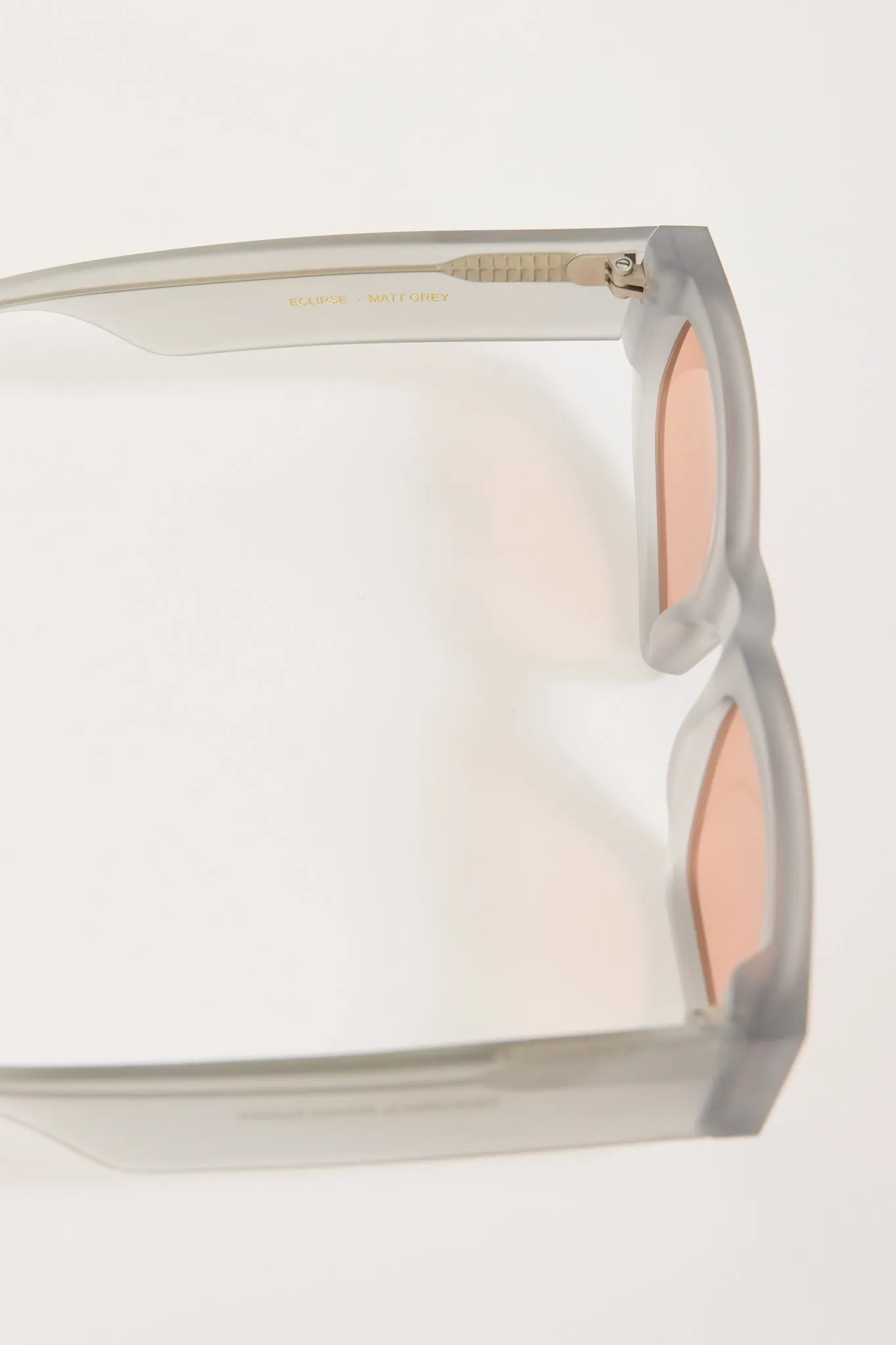 Eclipse Matte Grey | Orange Solid Lens