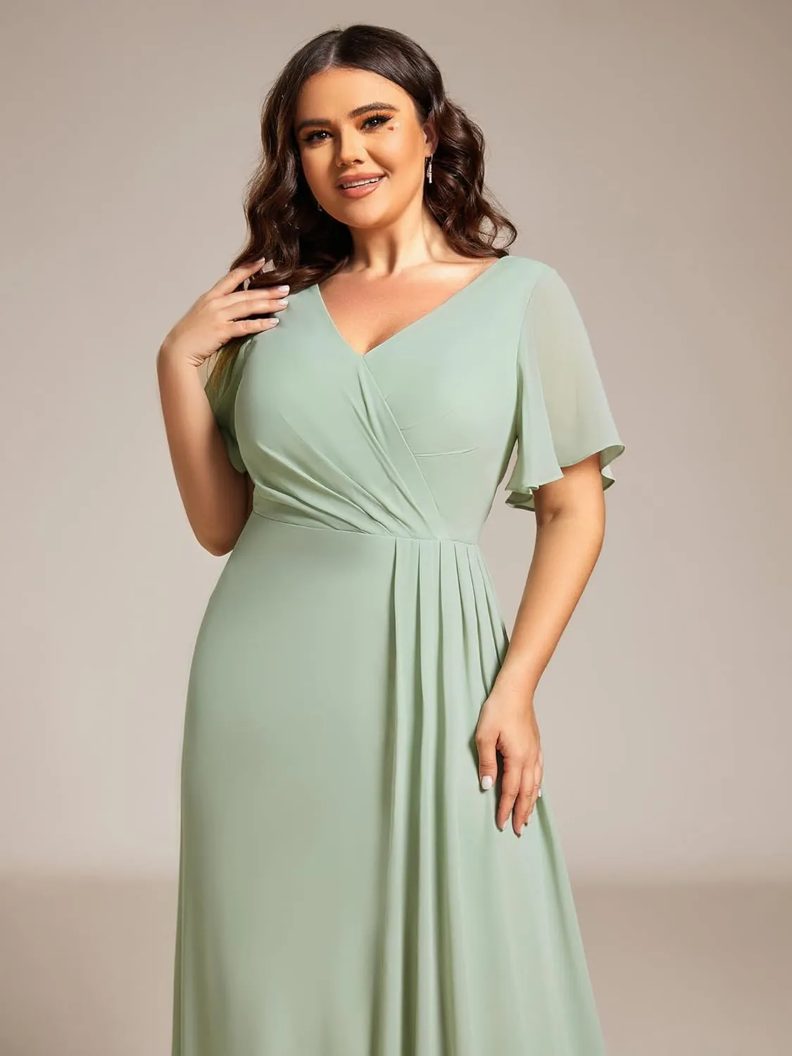 Ever-Pretty Plus Women's V Neck Chiffon Ruched Ruffles Sleeves Side Slit Floor Length Plus Size Bridesmaid Dresses S0050-DA
