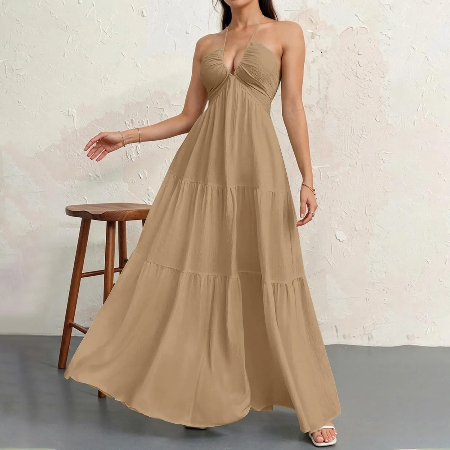 Halter Maxi Dresses for Women 2025 Elegant V Neck Spaghetti Strap Dress Casual Boho Tiered Hem a Line Corset Sundress
