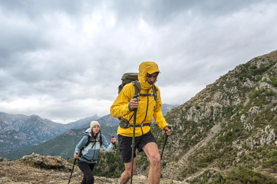 Men's long hiking shorts - MH500