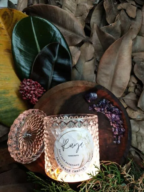 Ruya's Handcrafts Bella Crystal Jar Double Wick Amethyst Stone | Evoking Sense of Tranquillity, Positive Vibes, Therapy Candles | Lucky Charm Candle (Spicy Incense)