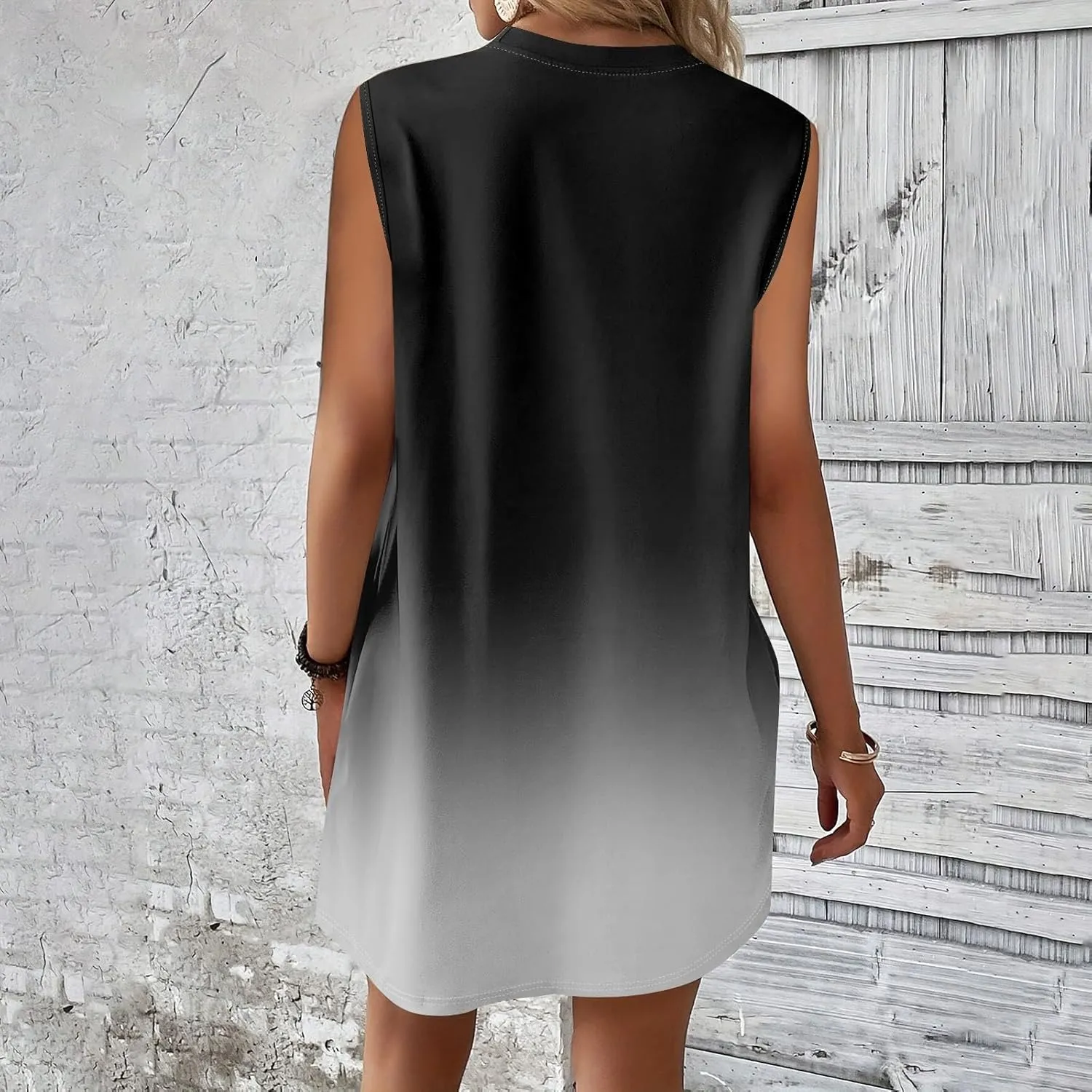 Womens Crew Neck Sleeveless Mini Dresses Printed Beach Vacation Pockets Dress 2025 Summer Casual Loose Sundress
