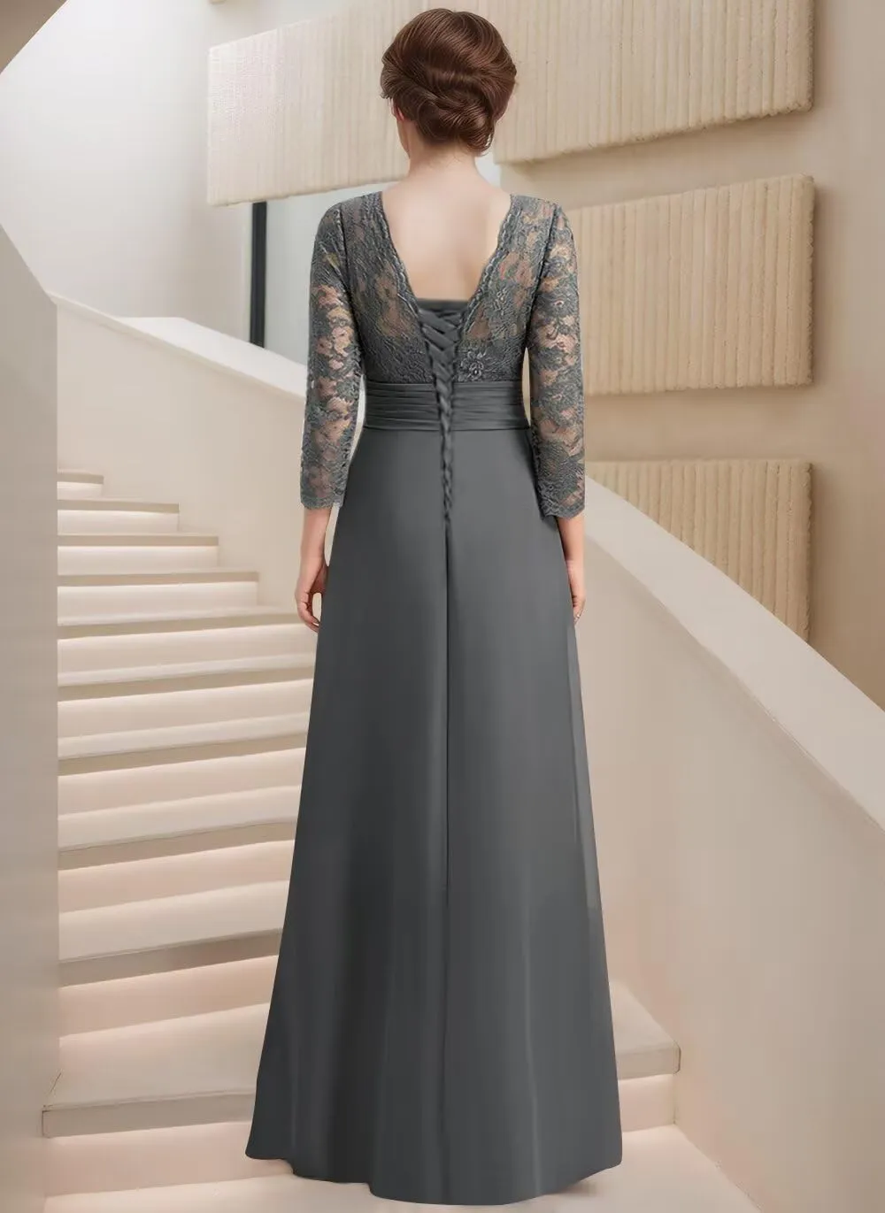 Women's V-Neck Lace Appliques Mother of The Bride Dresses A-Line Long Sleeves Chiffon Formal Gown Evening Dresses